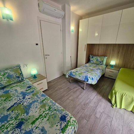 Welcome Home Apartment Lierna Bagian luar foto