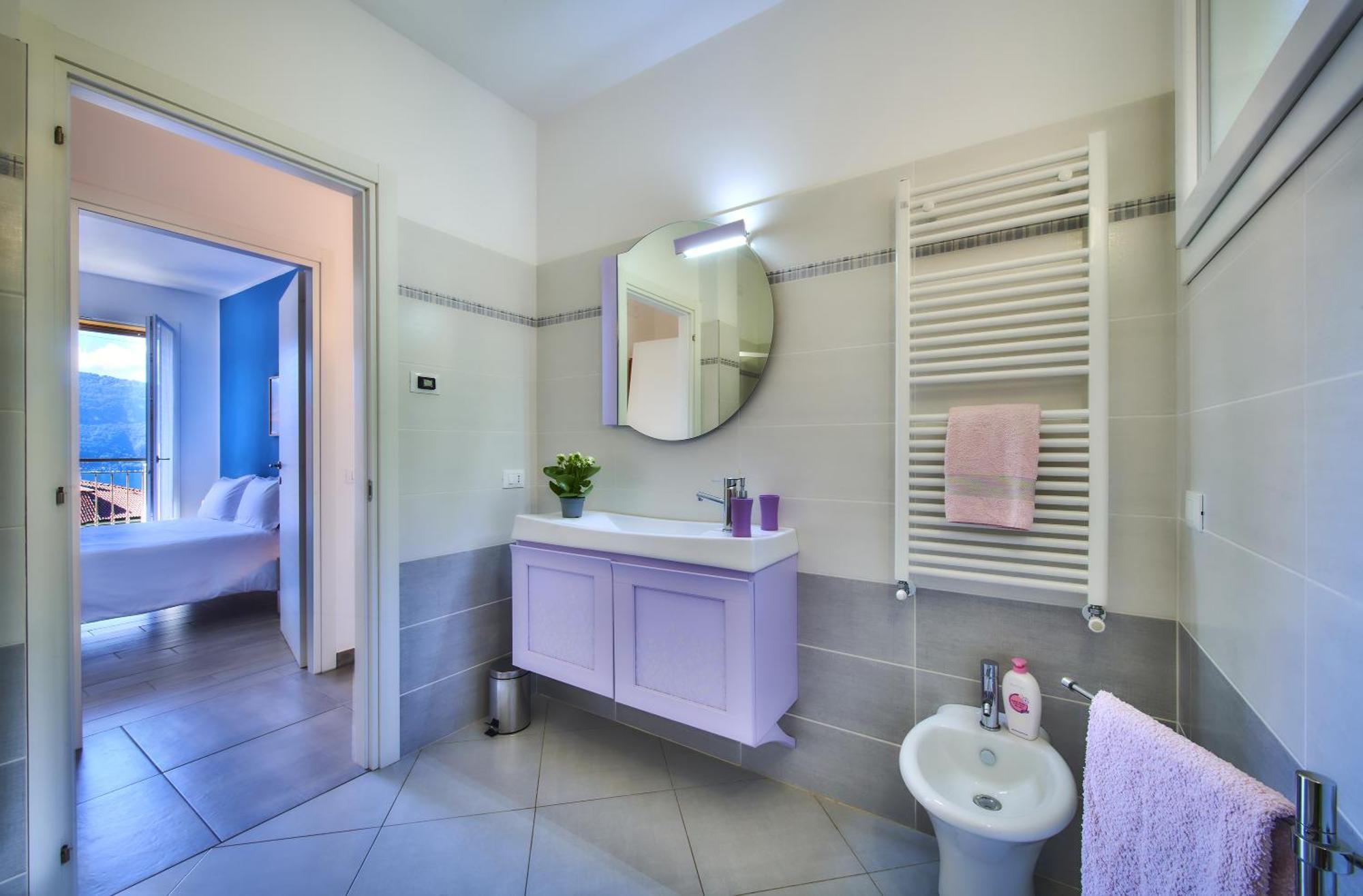 Welcome Home Apartment Lierna Bagian luar foto