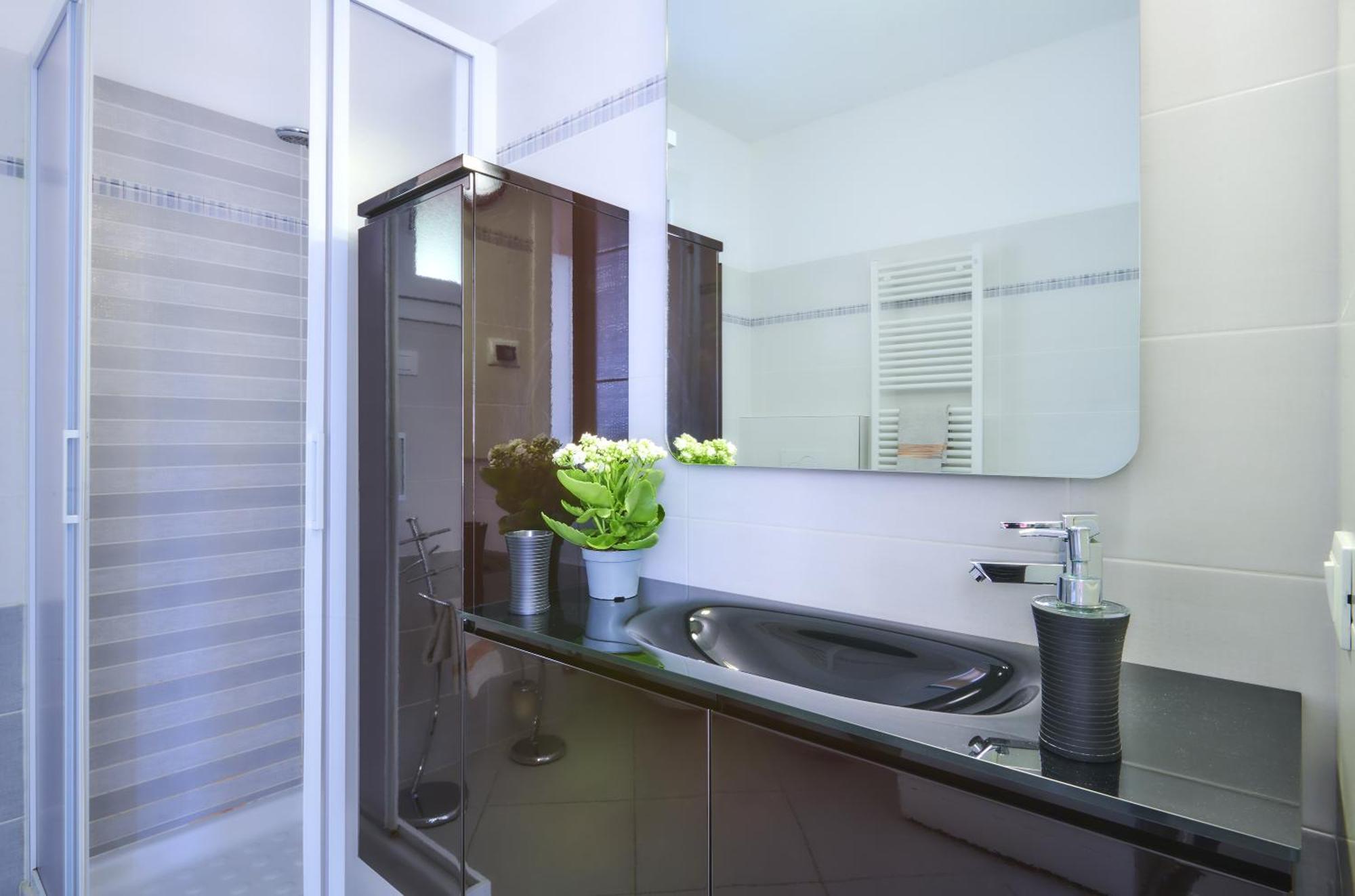 Welcome Home Apartment Lierna Bagian luar foto
